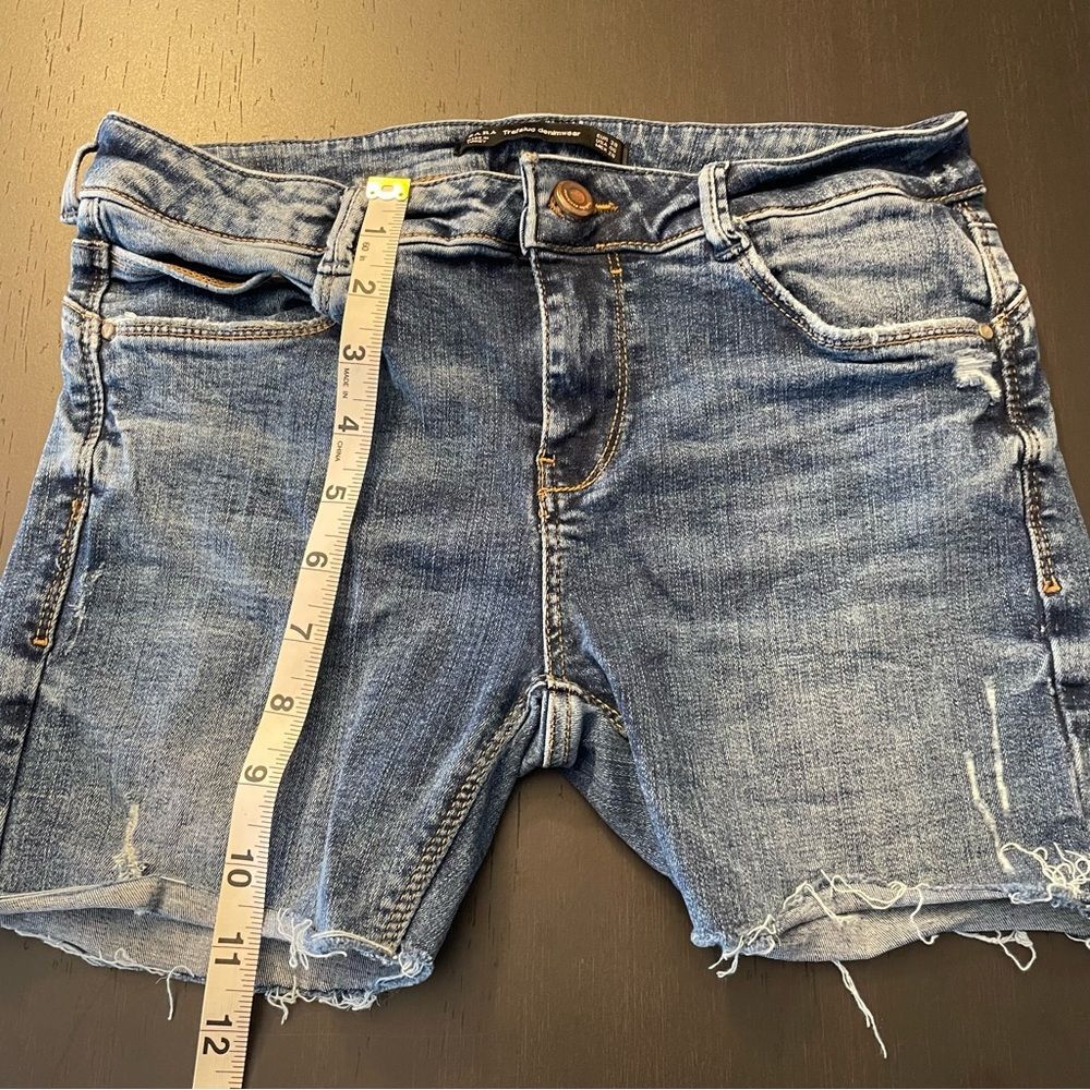 ZARA Trafaluc Denimwear Blue Jean Shorts Women’s Size 6 - Picture 8 of 8